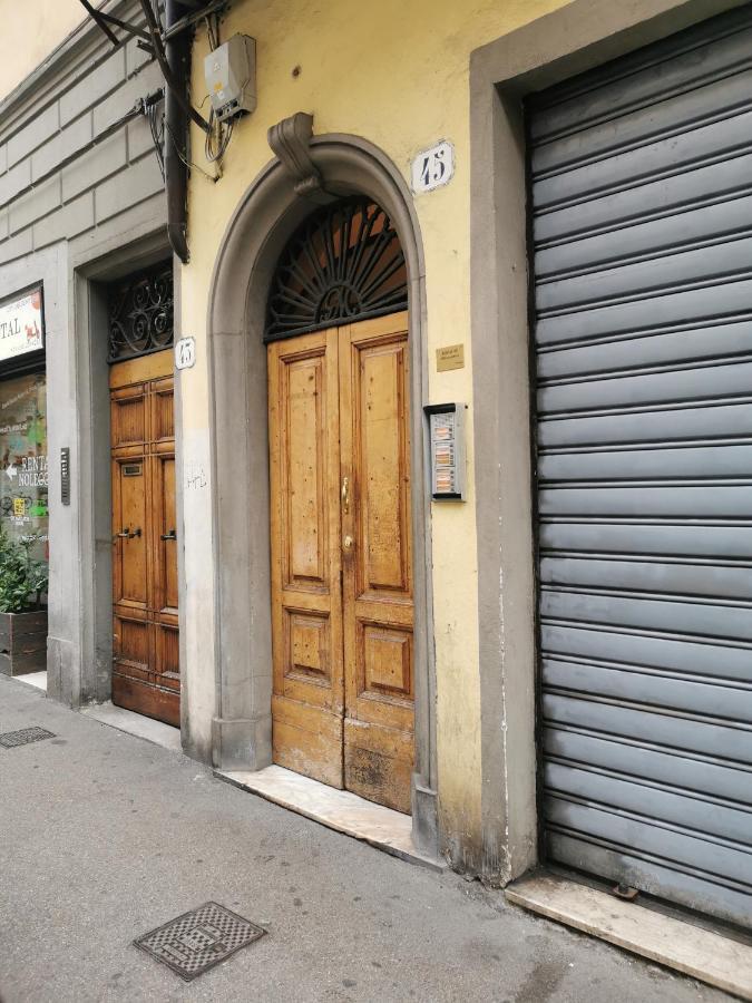 45 Pensión Florencia